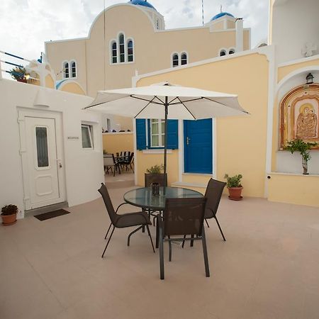 Lefteris Traditional Rooms Фира Екстериор снимка