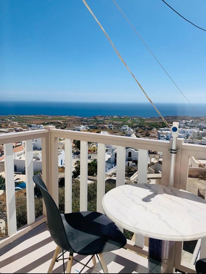 Lefteris Traditional Rooms Фира Екстериор снимка