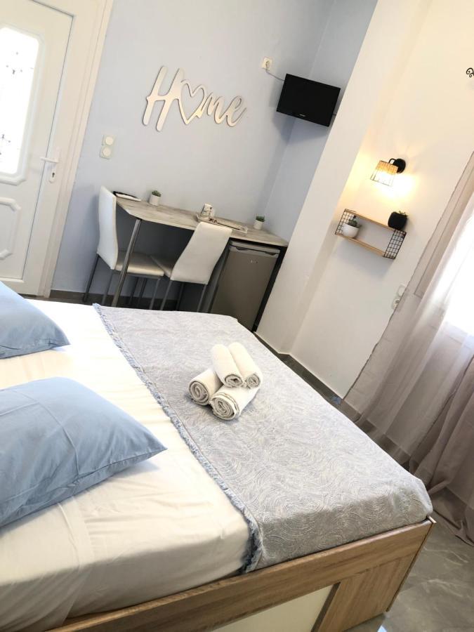 Lefteris Traditional Rooms Фира Екстериор снимка