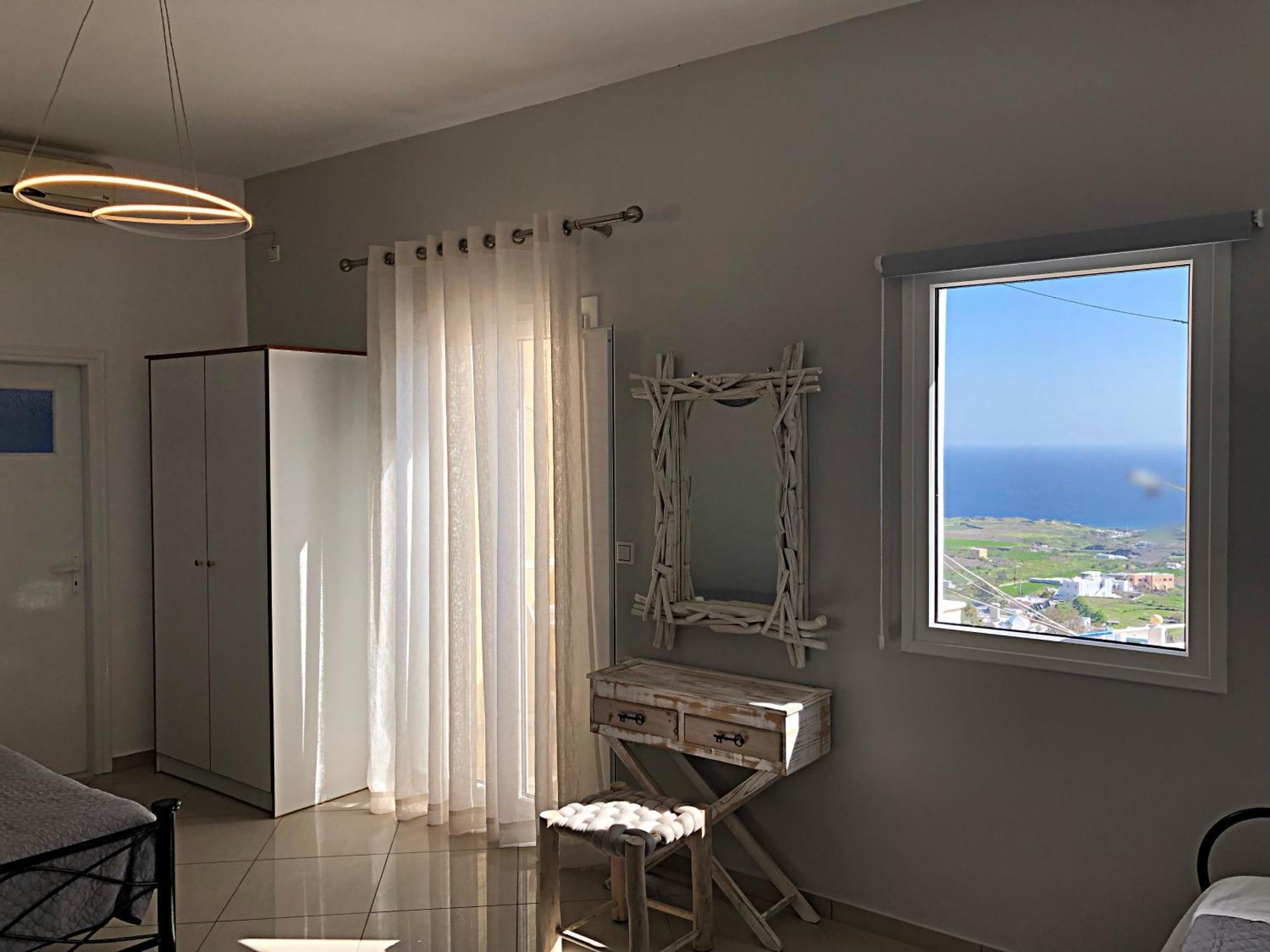 Lefteris Traditional Rooms Фира Екстериор снимка