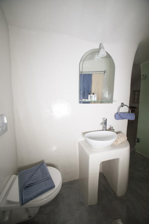 Lefteris Traditional Rooms Фира Екстериор снимка