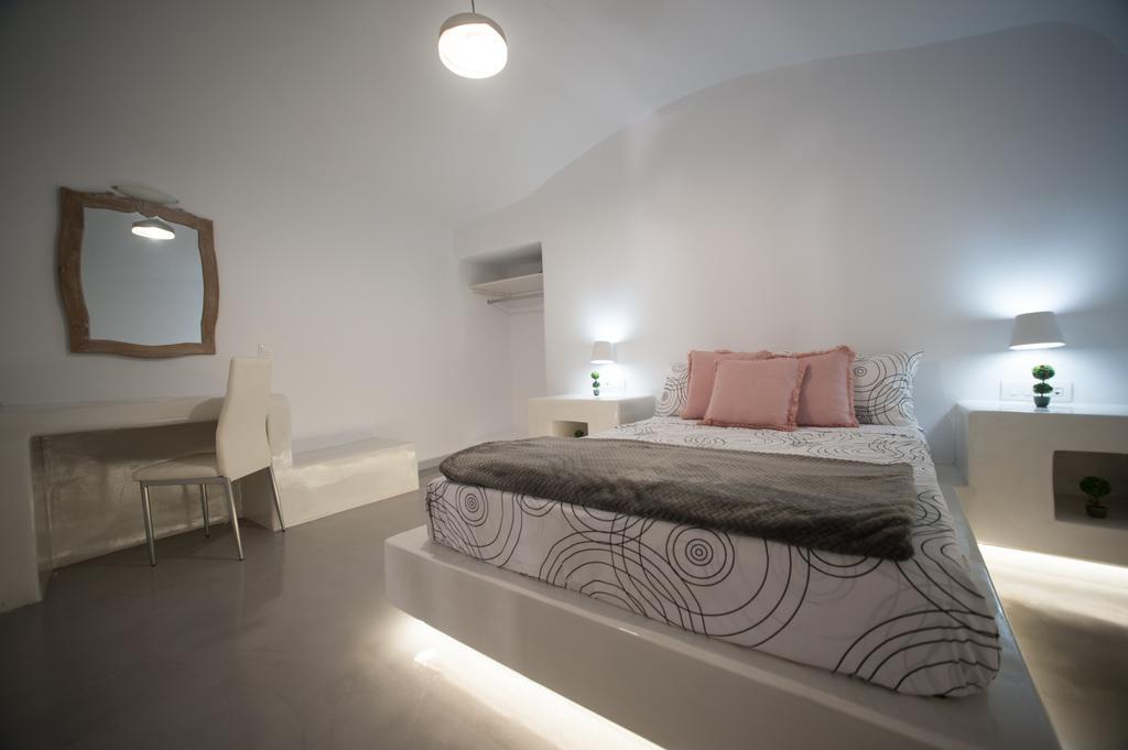 Lefteris Traditional Rooms Фира Екстериор снимка
