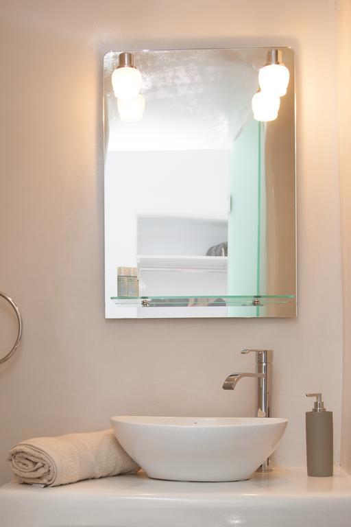 Lefteris Traditional Rooms Фира Екстериор снимка