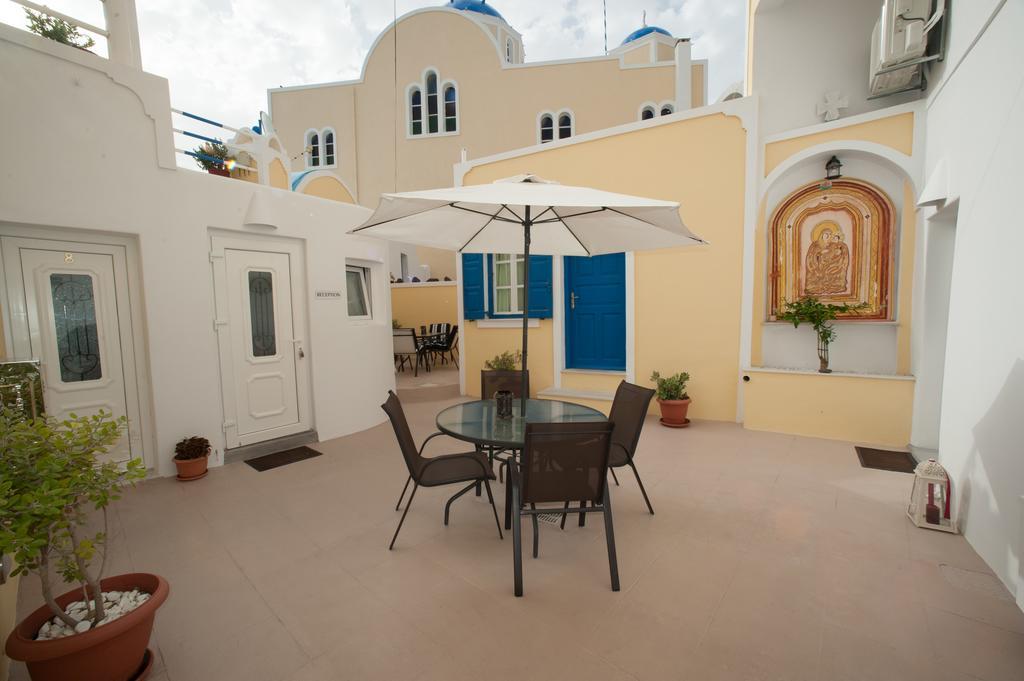 Lefteris Traditional Rooms Фира Екстериор снимка