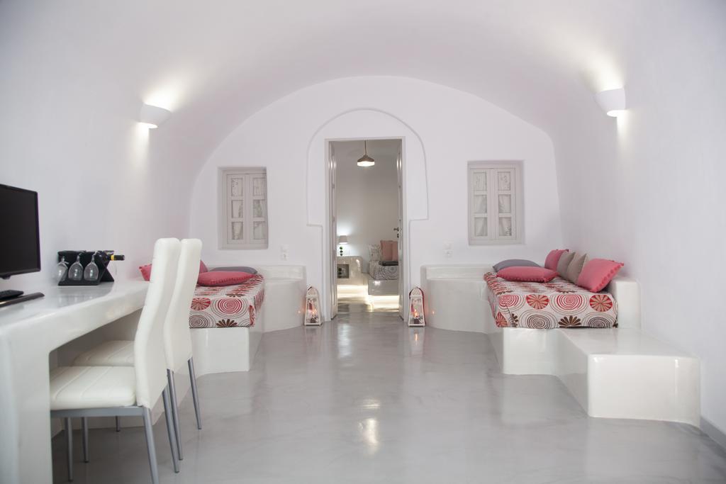Lefteris Traditional Rooms Фира Екстериор снимка