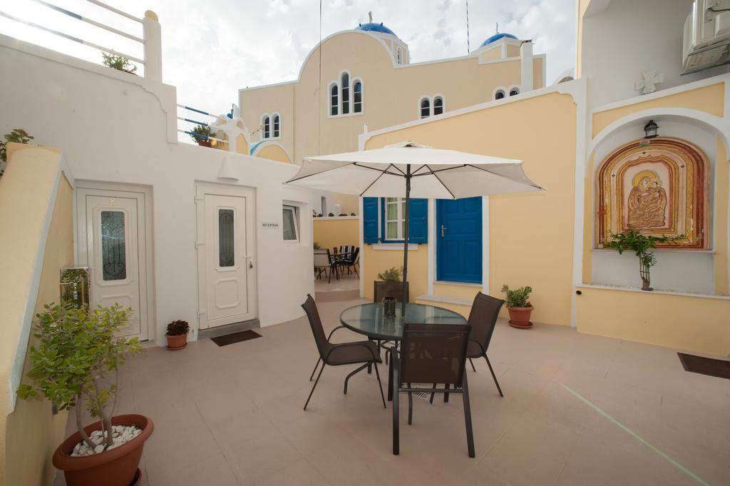 Lefteris Traditional Rooms Фира Екстериор снимка